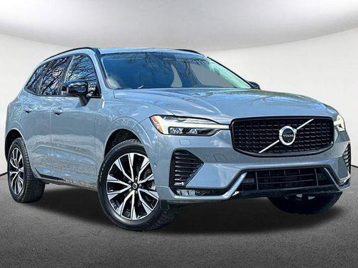 Silver Dawn Metallic 2024 Volvo XC60 B5 Plus Dark Theme