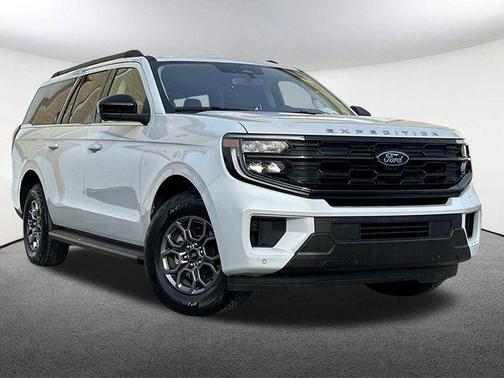 2025 Ford Expedition Max Active 4x4