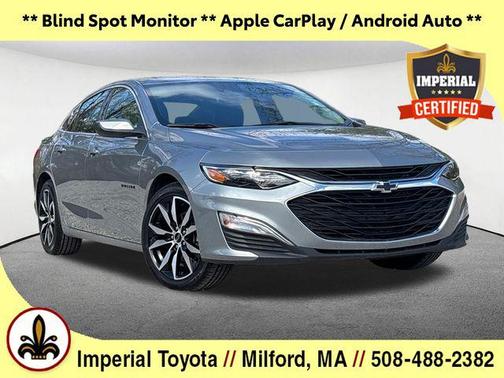 Sterling Gray Metallic 2024 Chevrolet Malibu FWD RS