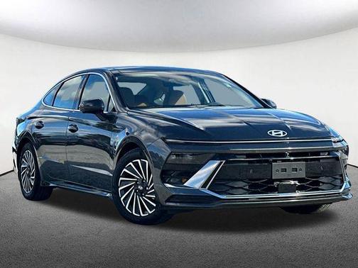 2024 Hyundai SONATA Hybrid Limited