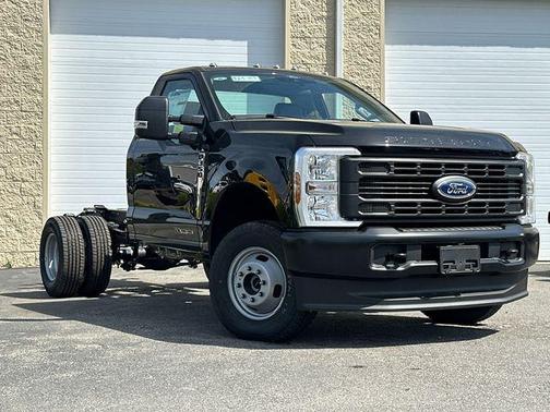 2025 Ford F-350 XL