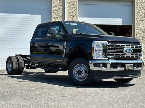 2025 Ford F-350 XLT