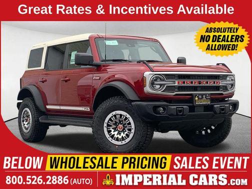 Ruby Red Metallic Tinted Clearcoat 2026 Ford Bronco Outer Banks