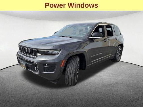 2022 Jeep Grand Cherokee Overland