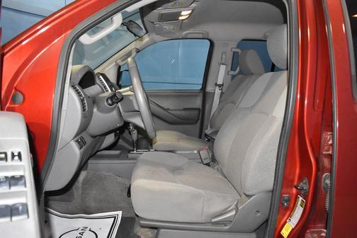2012 Nissan Frontier SV
