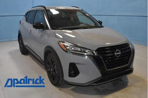 2022 Nissan Kicks SR