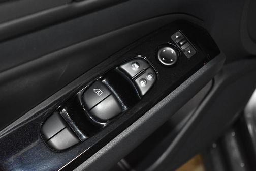 2025 Nissan Altima SR AWD