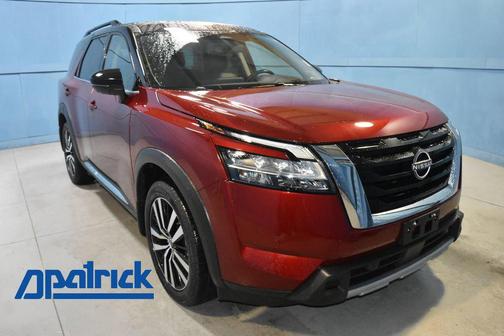 2024 Nissan Pathfinder Platinum 4WD