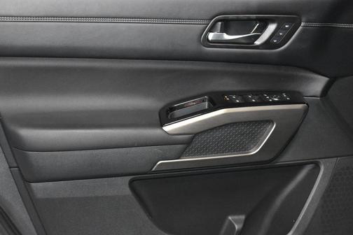 2024 Nissan Pathfinder Platinum FWD