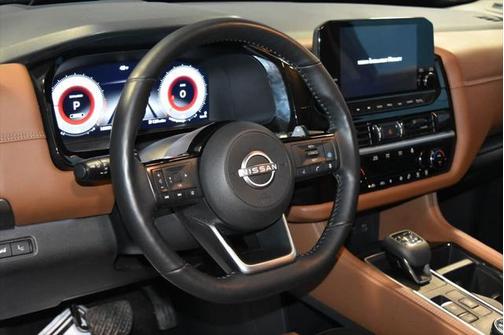 2024 Nissan Pathfinder Platinum 4WD