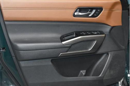 2024 Nissan Pathfinder Platinum 4WD