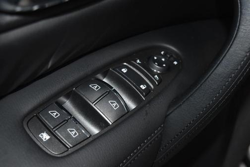 2024 Nissan Armada SV 4WD