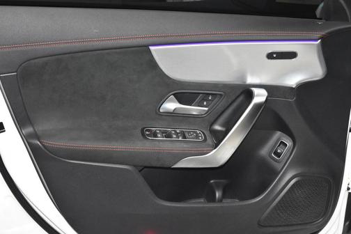 2022 Mercedes-Benz CLA 250 4MATIC