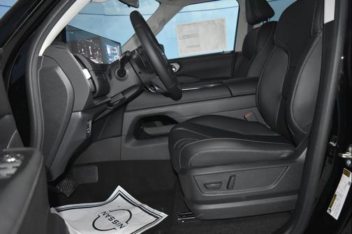 2025 Nissan Armada SV 4WD