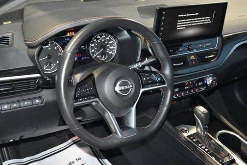 2024 Nissan Altima SR VC-Turbo FWD