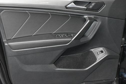 2024 Volkswagen Tiguan 2.0T SE R-Line Black 4MOTION