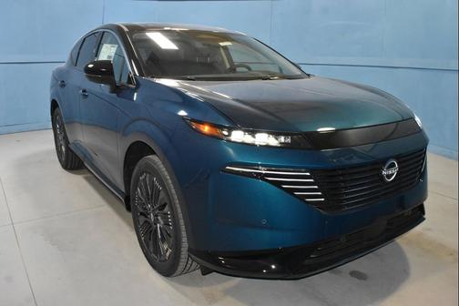 Aurora Blue Pearl Metallic/Super Black 2026 Nissan Murano Platinum