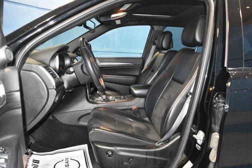 2022 Jeep Grand Cherokee Laredo