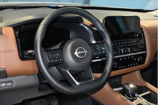 2025 Nissan Pathfinder Platinum 4WD