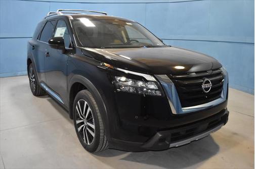 2025 Nissan Pathfinder Platinum 4WD