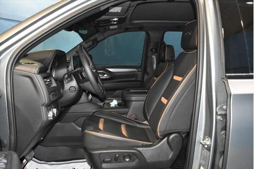 2023 GMC Yukon XL 4WD AT4