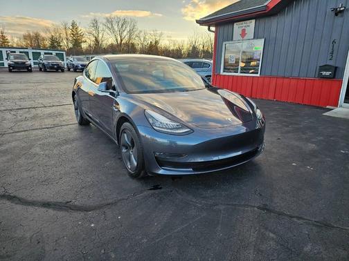 2019 Tesla Model 3 Standard Range Plus