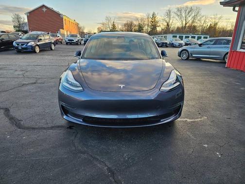 2019 Tesla Model 3 Standard Range Plus