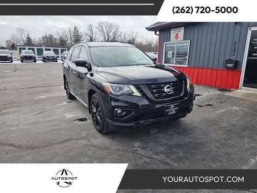 2018 Nissan Pathfinder SL