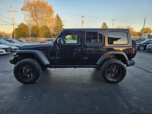 2020 Jeep Wrangler Unlimited Willys 4X4