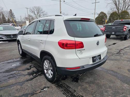 2017 Volkswagen Tiguan 2.0T Wolfsburg Edition