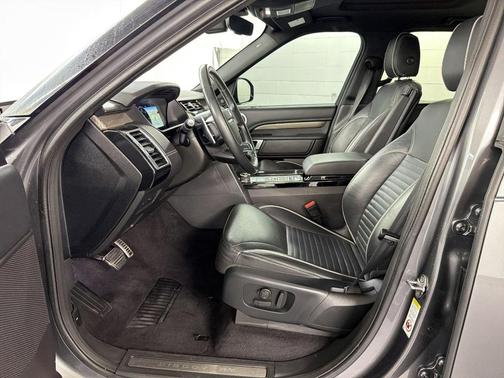 Corris Grey 2018 Land Rover Discovery HSE