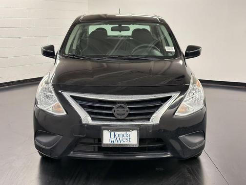 Black 2017 Nissan Versa 1.6 S+