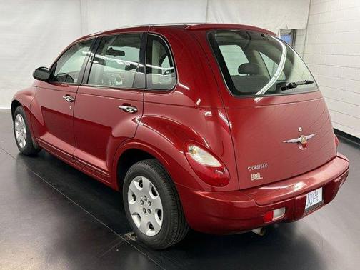 Red 2007 Chrysler PT Cruiser Base