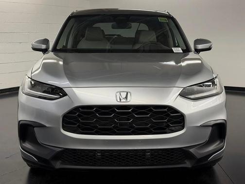 Solar Silver Metallic 2026 Honda HR-V LX