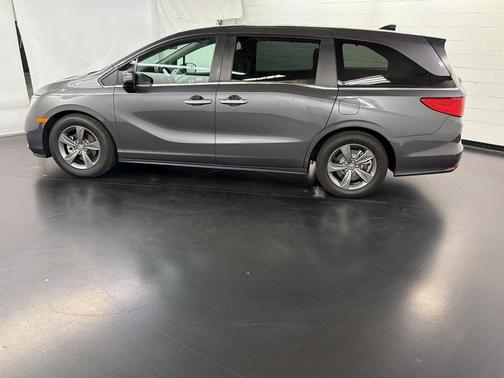Gray 2024 Honda Odyssey EX