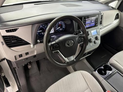 White 2020 Toyota Sienna LE