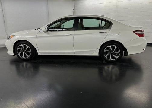 2017 Honda Accord EX