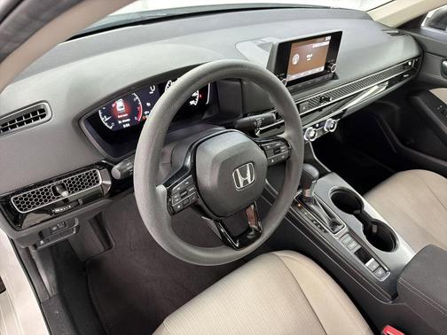 White 2024 Honda Civic LX