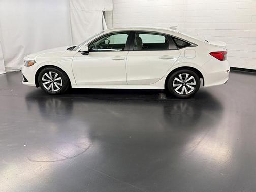 White 2024 Honda Civic LX