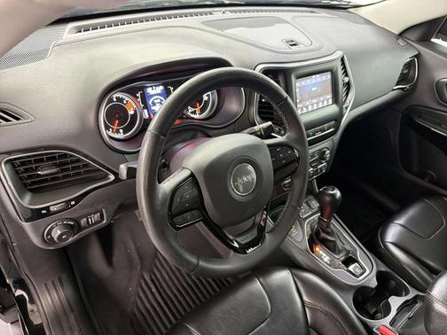Diamond Black 2021 Jeep Cherokee Latitude Plus