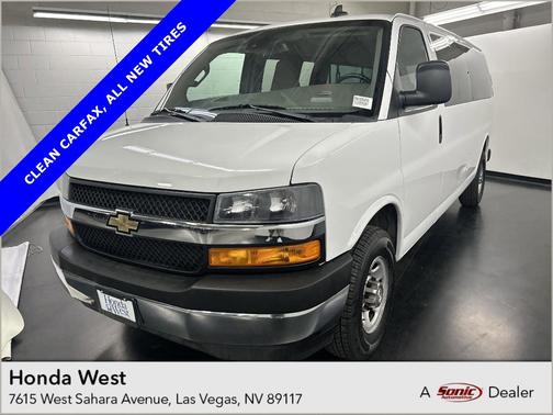 2022 Chevrolet Express 3500 LT