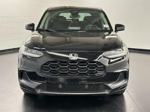 Black 2024 Honda HR-V LX