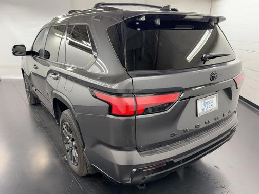 2024 Toyota Sequoia Platinum