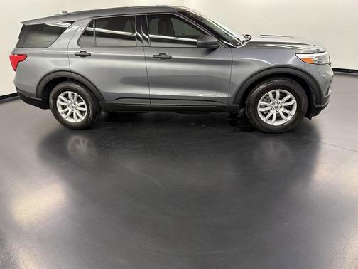 Gray 2021 Ford Explorer Base