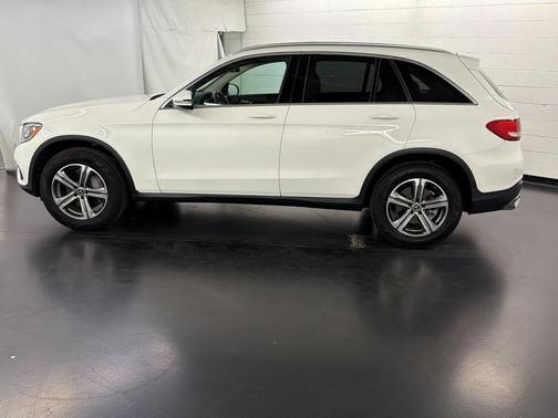 White 2019 Mercedes-Benz GLC 300 Base