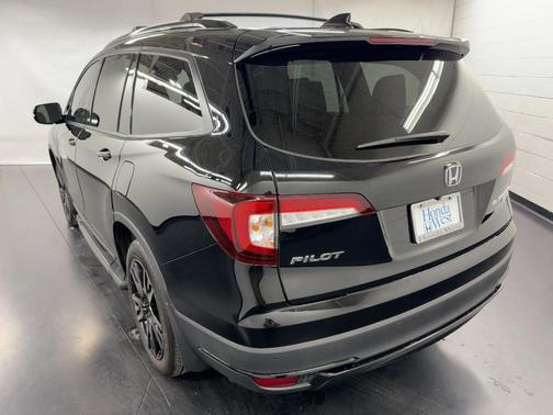 2022 Honda Pilot Black Edition