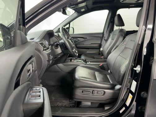 2022 Honda Pilot Black Edition