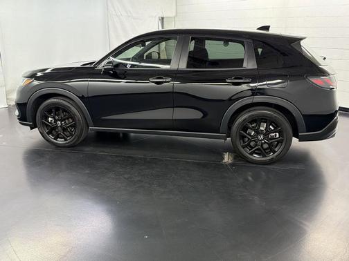 Black 2024 Honda HR-V Sport