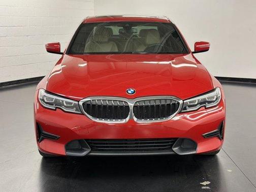 Melbourne Red Metallic 2022 BMW 330 i xDrive