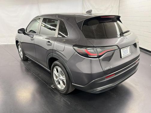 Gray 2023 Honda HR-V LX